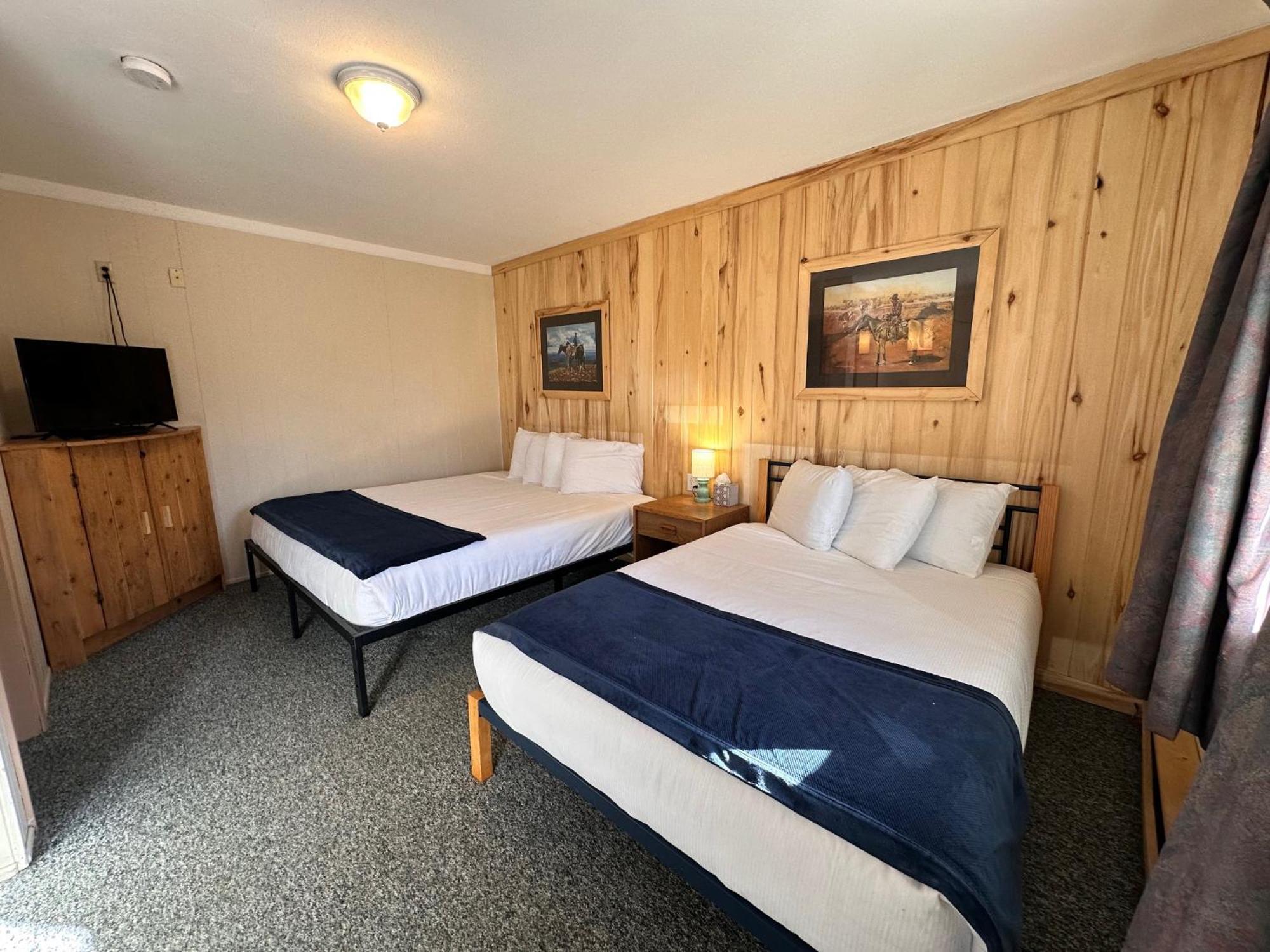 Ute Bluff Lodge, And Rv Park