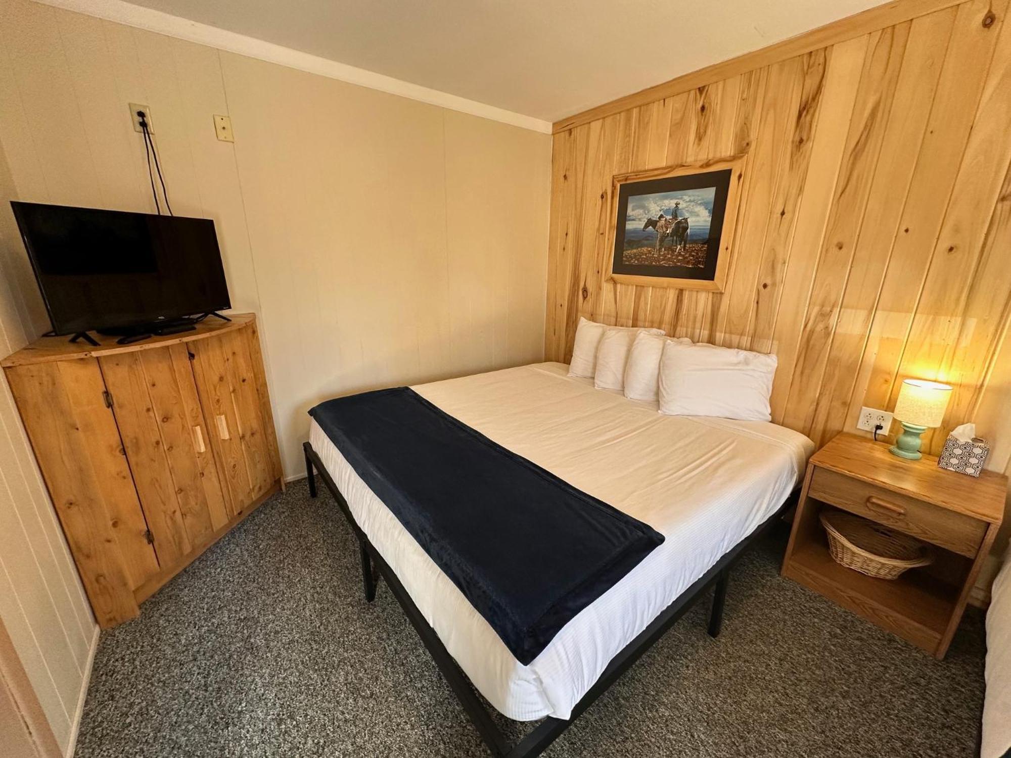 Ute Bluff Lodge, And Rv Park South Fork