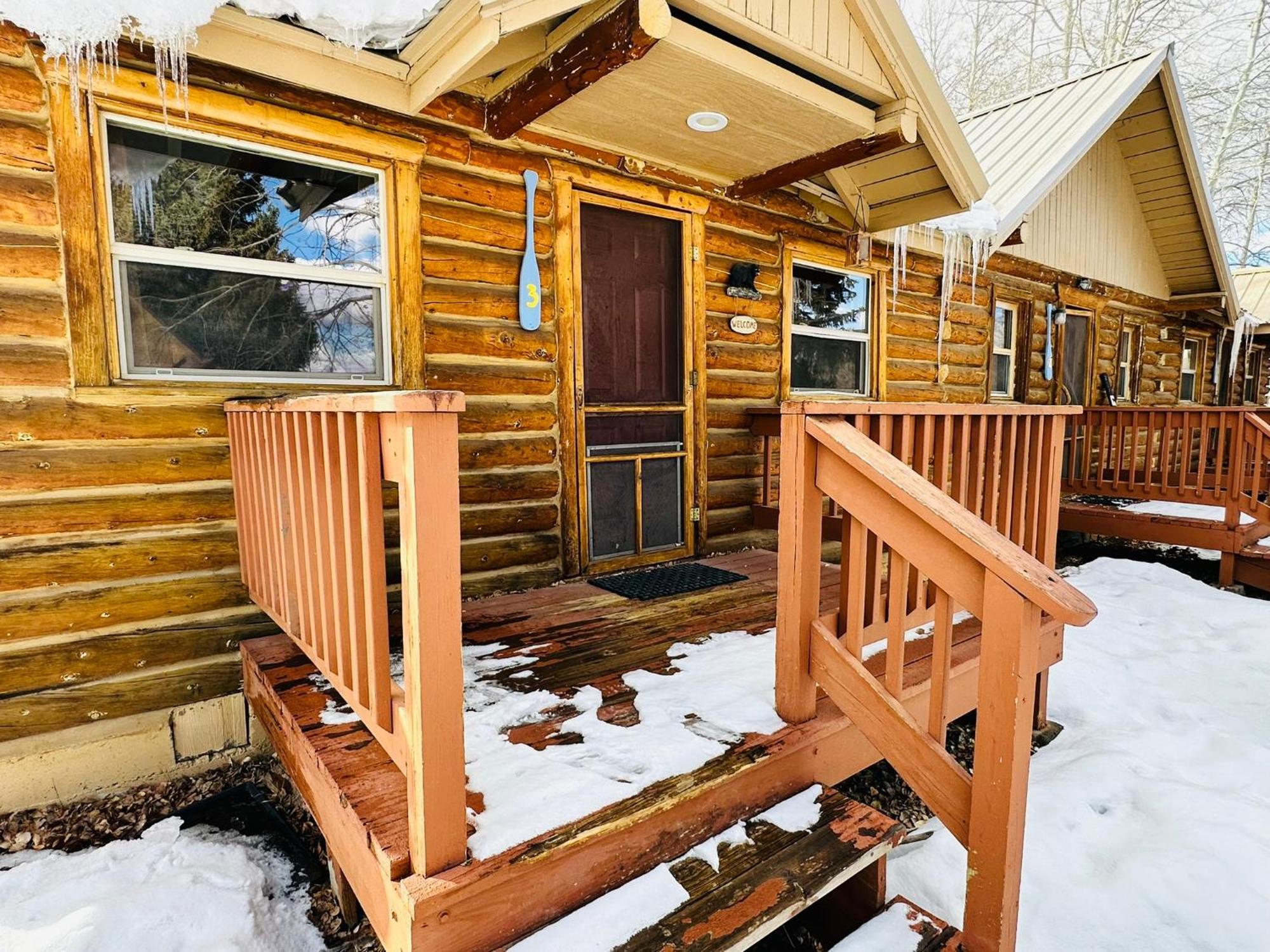 Affittacamere Ute Bluff Lodge, And Rv Park