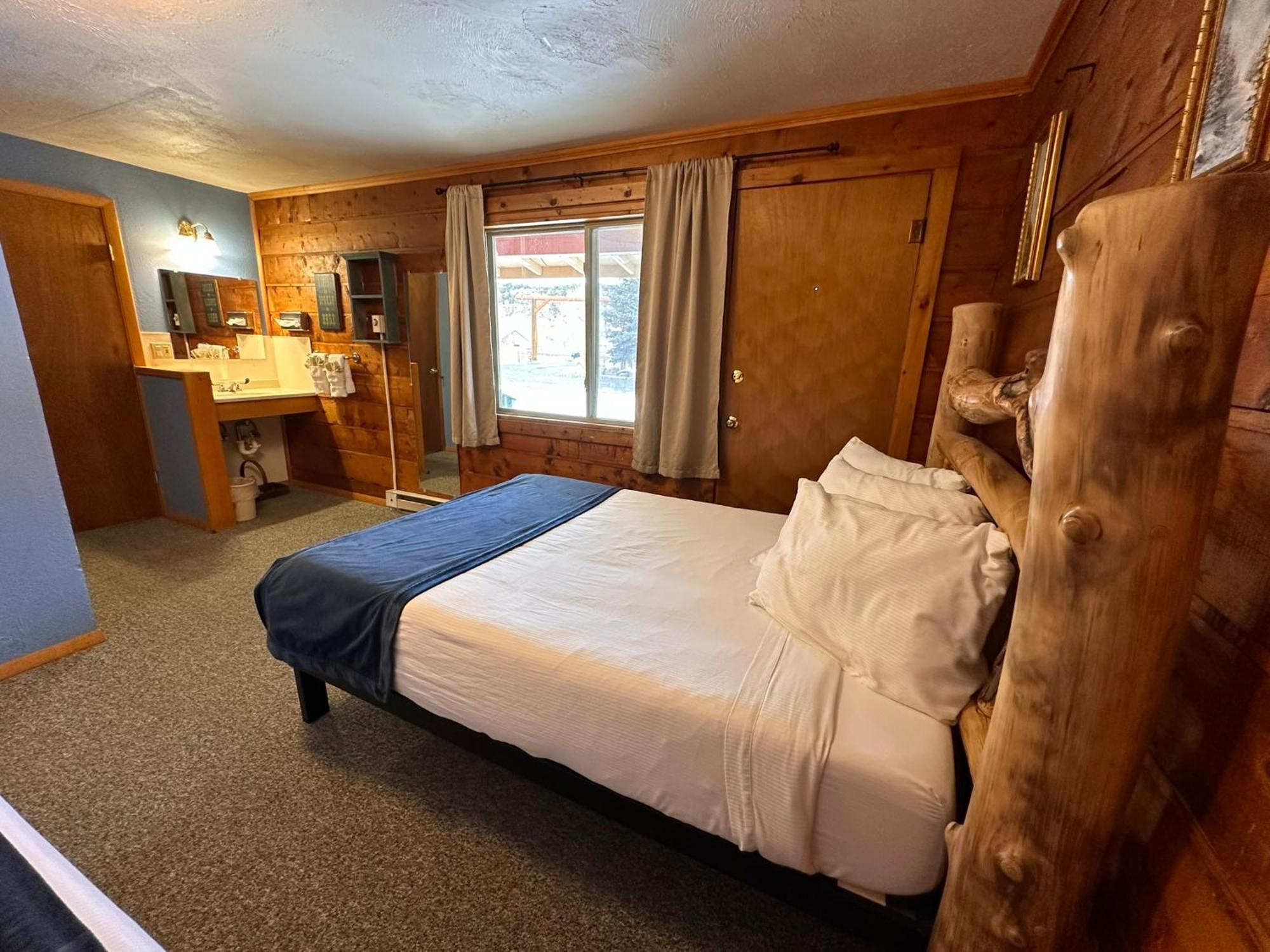 Affittacamere Ute Bluff Lodge, And Rv Park